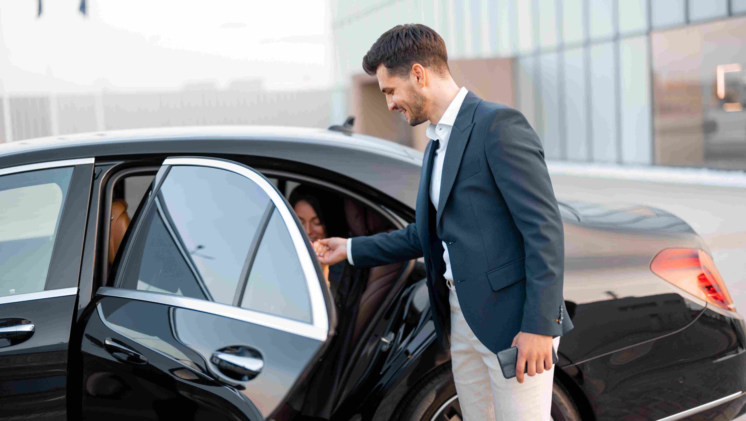 Intercity Chauffeur Service in London for Stylish Travel