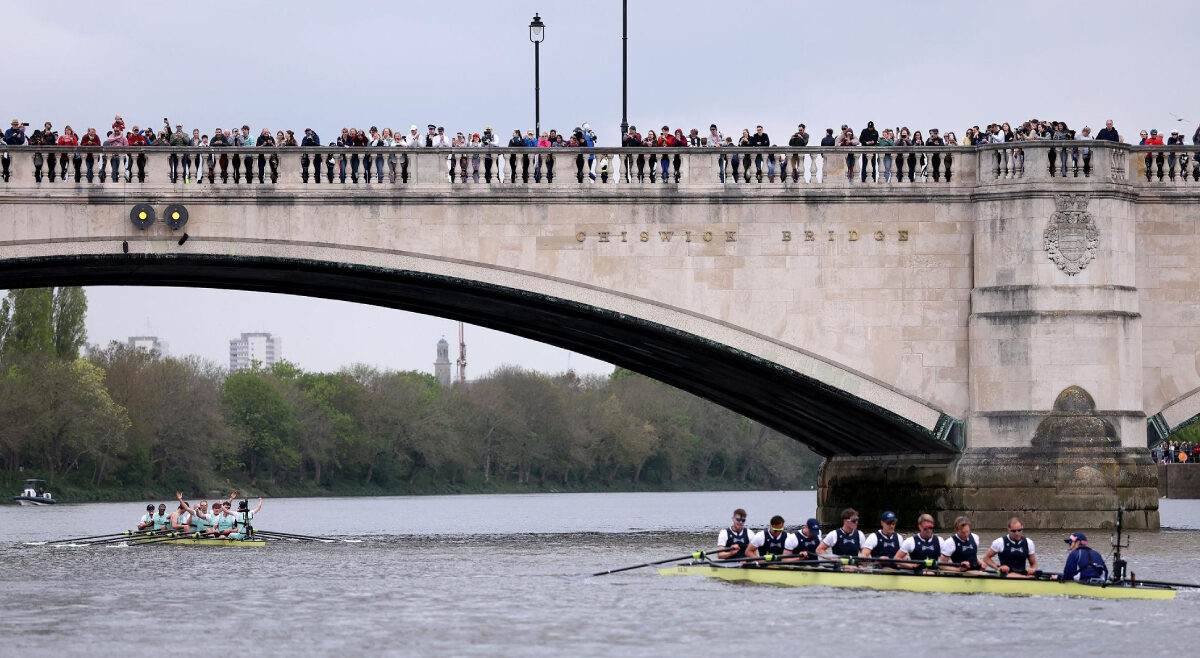 You are currently viewing The Boat Race (Oxford vs Cambridge) — On The Tide & On Time With A Chauffeur Service